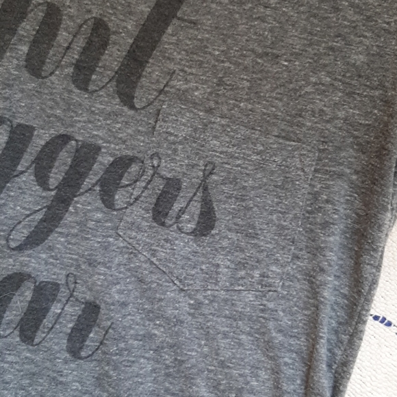 Tee - Picture 4 of 4